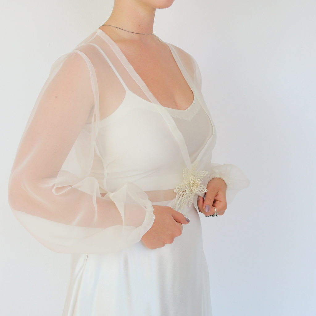 durchsichtige bluse aus seide für die hochzeit