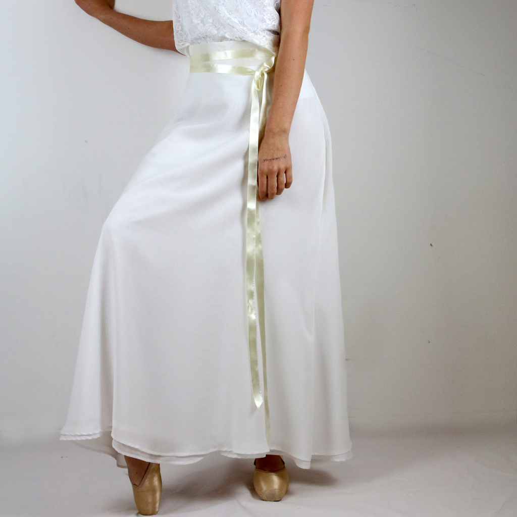 zweiteiliges Brautkleid aus München