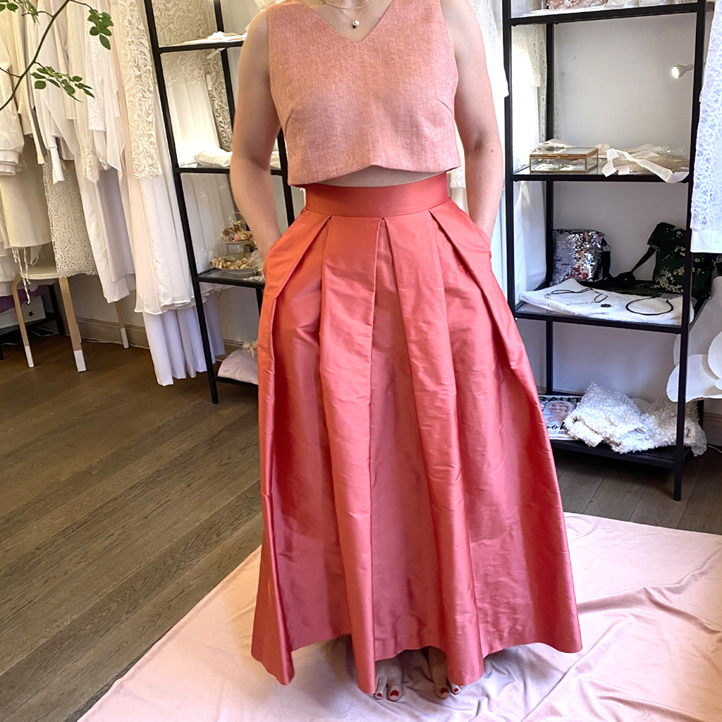Brautlook aprikofarbener Maxi Seidenrock